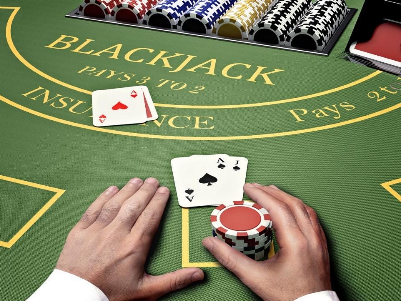 Blackjack là một trong những game vô cùng phổ biến tại casino Hồ Tràm nói riêng và các sòng bài casino nói chung